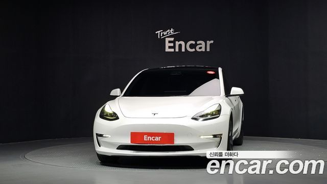 Tesla Model 3 2022 — photo 3