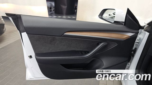 Tesla Model 3 2022 — photo 14