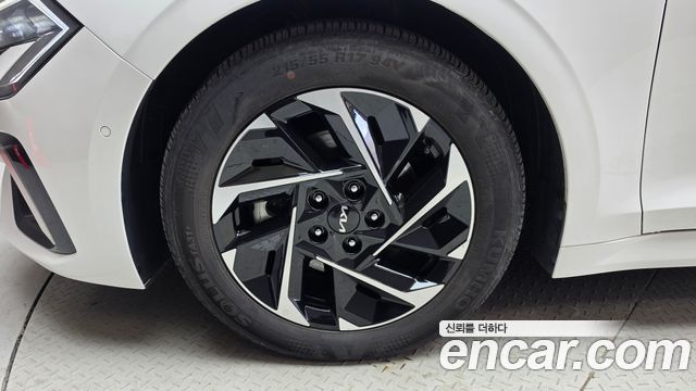 Kia K5 2024 — photo 5