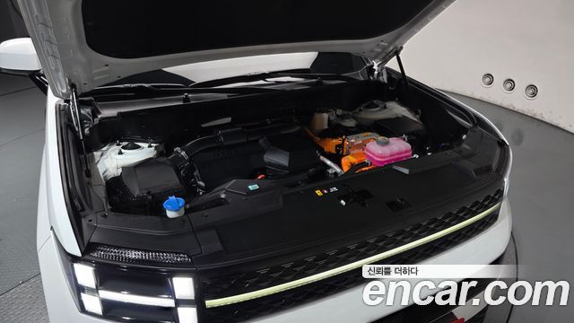 Hyundai Santafe 2025 — photo 6