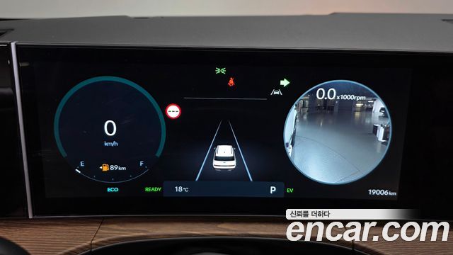 Hyundai Santafe 2025 — photo 11