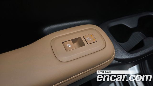 Hyundai Santafe 2025 — photo 25