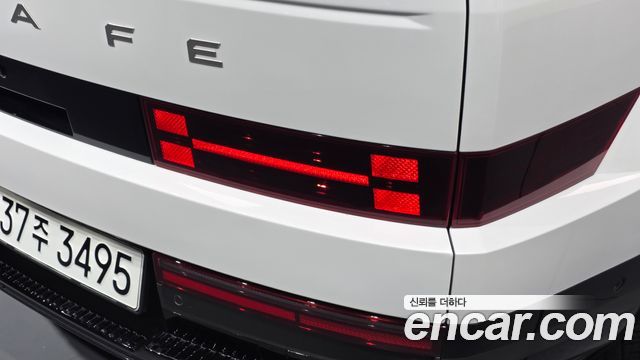Hyundai Santafe 2025 — photo 9