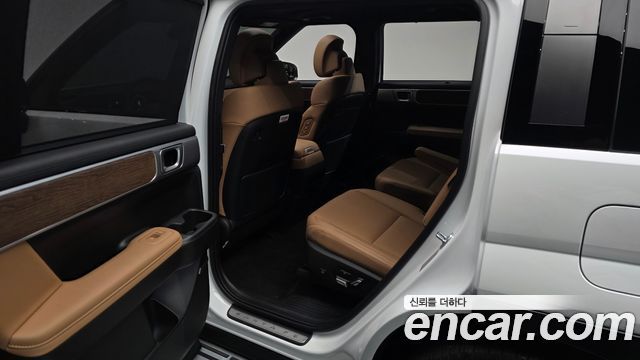 Hyundai Santafe 2025 — photo 16