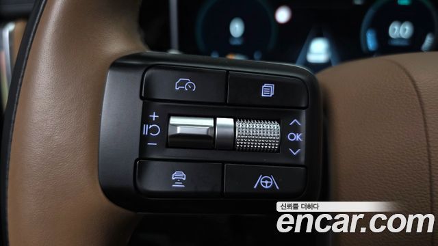 Hyundai Santafe 2025 — photo 31