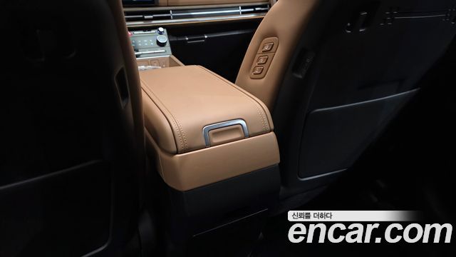 Hyundai Santafe 2025 — photo 36