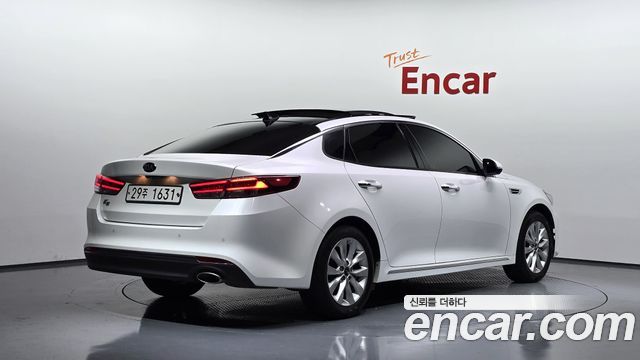 Kia K5 2018 — photo 2