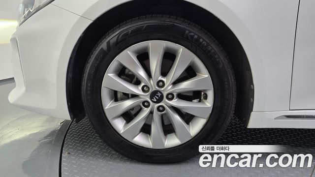 Kia K5 2018 — photo 5