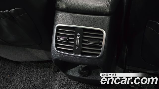 Kia K5 2018 — photo 29