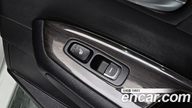 Kia K5 2018 — photo 30