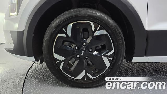 Kia Niro 2023 — photo 5