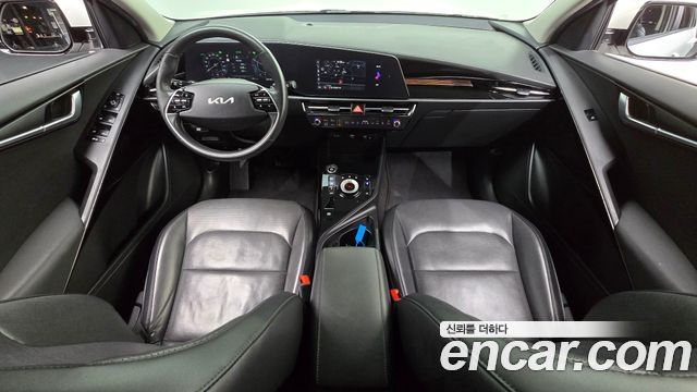Kia Niro 2023 — photo 10