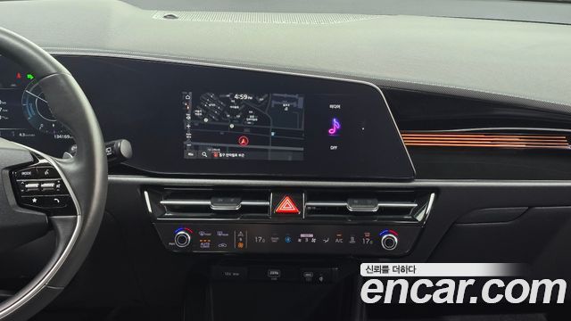 Kia Niro 2023 — photo 26
