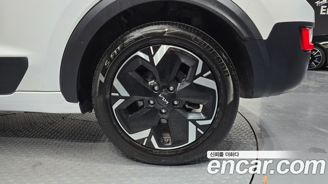 Kia Niro 2023 — photo 7