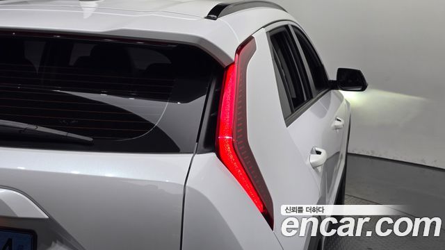 Kia Niro 2023 — photo 9