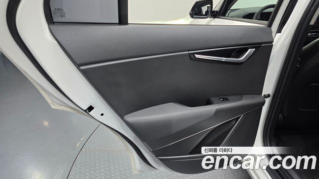 Kia Niro 2023 — photo 15