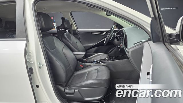 Kia Niro 2023 — photo 16