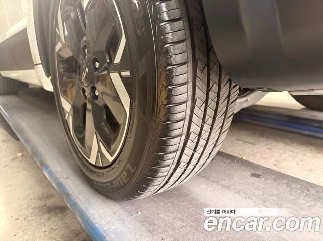 Kia Niro 2023 — photo 35