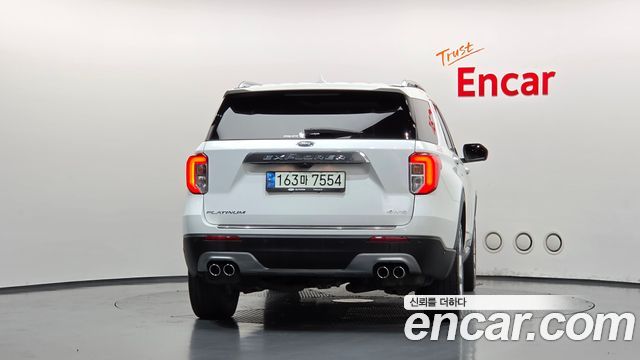 Ford Explorer 2021 — photo 4