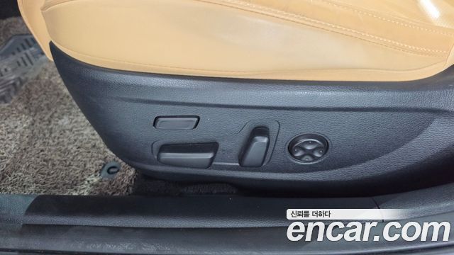 Kia K7 2020 — photo 31