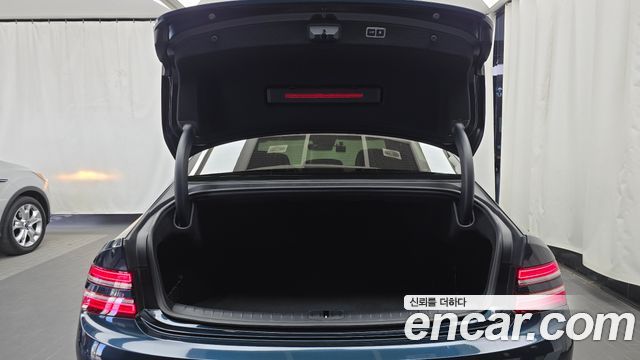 Genesis G80 2021 — photo 20