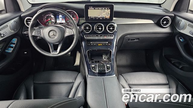 Mercedes-Benz GLC-Class 2018 — photo 7