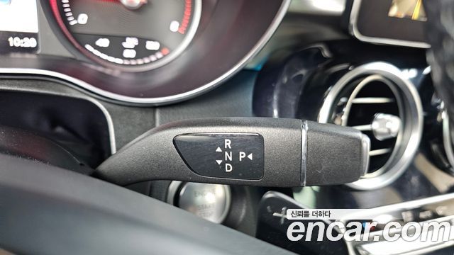 Mercedes-Benz GLC-Class 2018 — photo 9