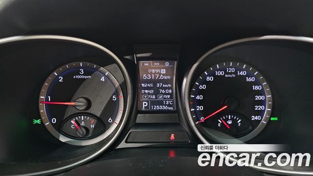 Hyundai Santafe 2013 — photo 11
