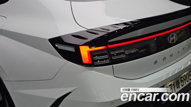 Hyundai Sonata 2024 — photo 9