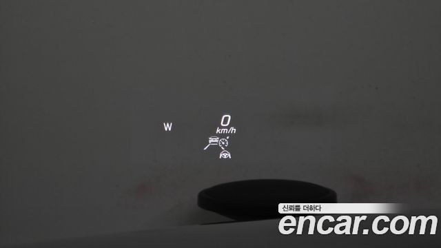 Mercedes-Benz E-Class 2023 — photo 23