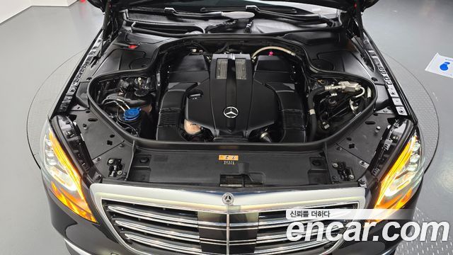 Mercedes-Benz S-Class 2019 — photo 6