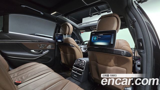 Mercedes-Benz S-Class 2019 — photo 24