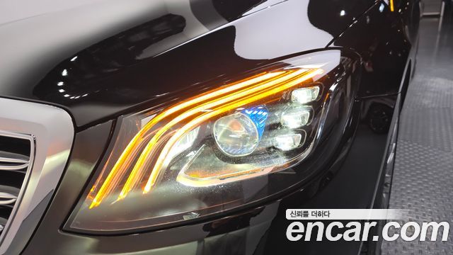 Mercedes-Benz S-Class 2019 — photo 8