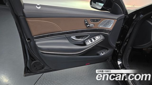 Mercedes-Benz S-Class 2019 — photo 14