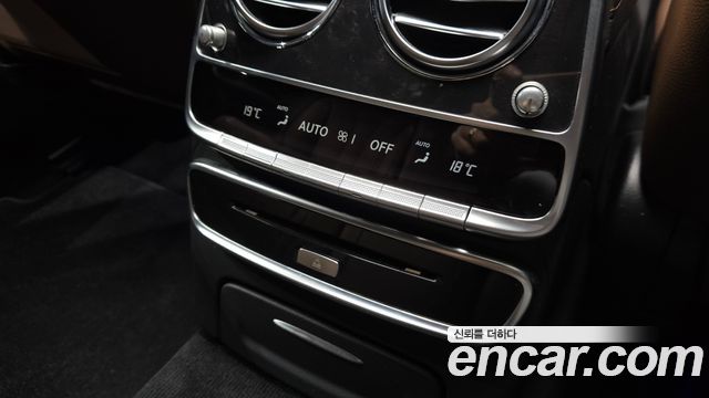 Mercedes-Benz S-Class 2019 — photo 32