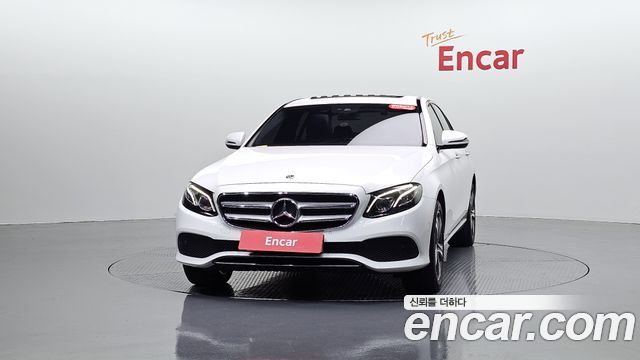 Mercedes-Benz E-Class 2019 — photo 3