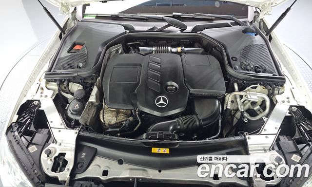 Mercedes-Benz E-Class 2019 — photo 6