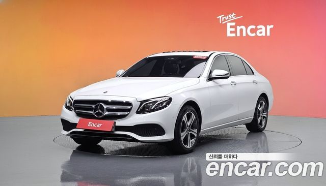 Mercedes-Benz E-Class 2019 — photo 1