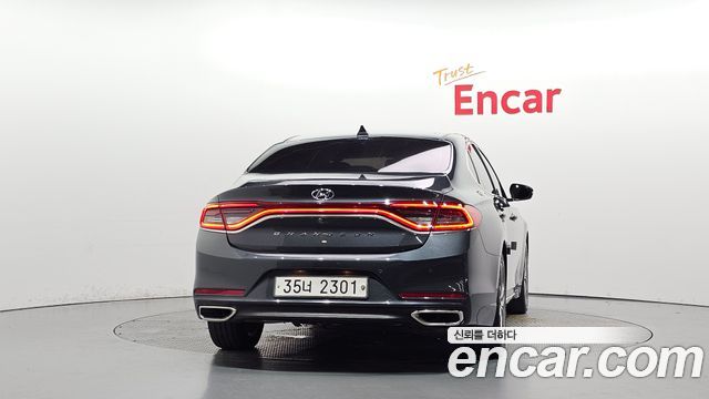 Hyundai Grandeur 2018 — photo 4