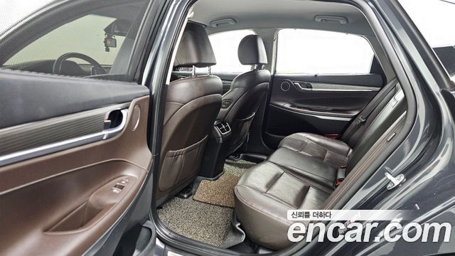 Hyundai Grandeur 2018 — photo 18