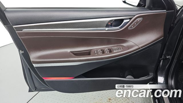 Hyundai Grandeur 2018 — photo 14