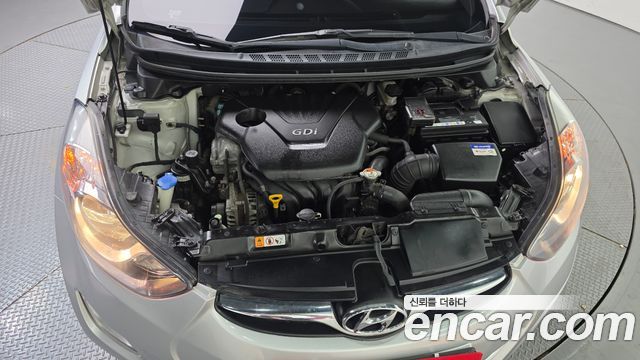 Hyundai AVANTE 2012 — photo 6