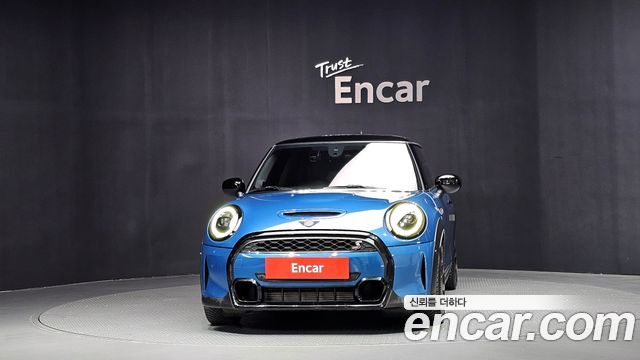 Mini Cooper 2023 — photo 3