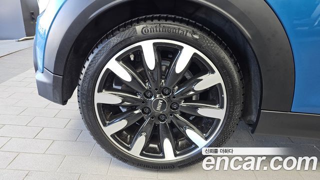 Mini Cooper 2023 — photo 5