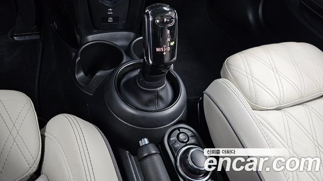 Mini Cooper 2023 — photo 12