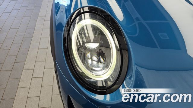 Mini Cooper 2023 — photo 8