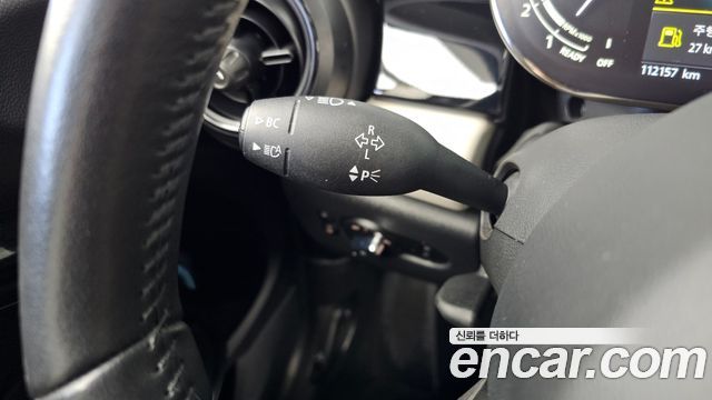 Mini Cooper 2023 — photo 28
