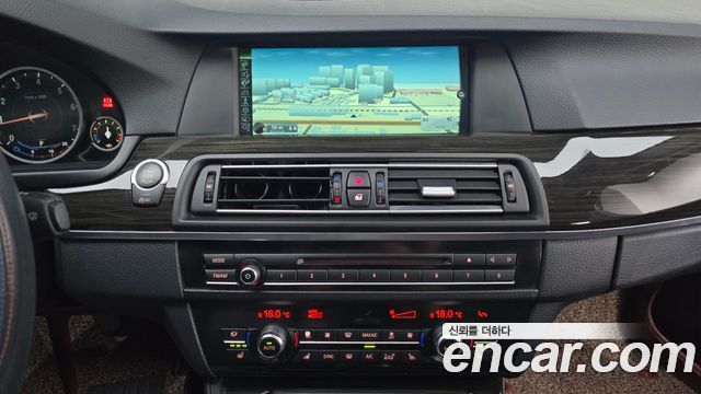 BMW 5-Series 2015 — photo 21