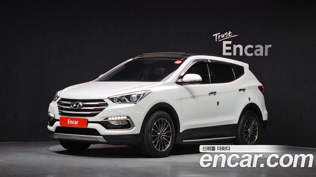 Hyundai Santafe 2017 — photo 1