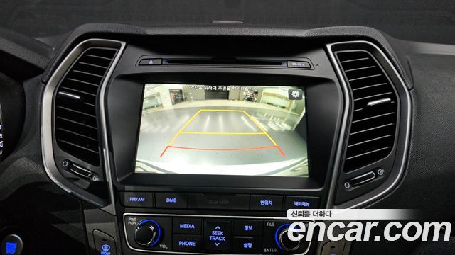 Hyundai Santafe 2017 — photo 13